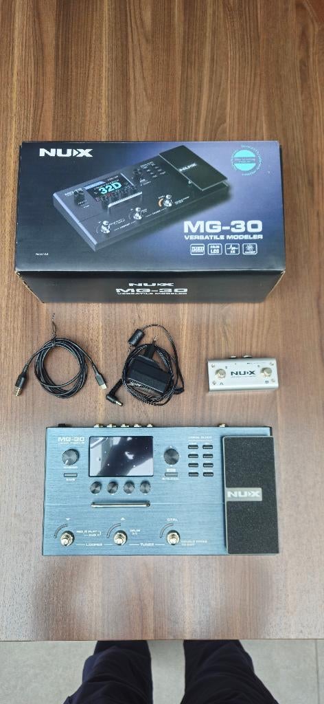 Nux mg-30 Multi effectenpedaal gitaar amp, Enlèvement ou Envoi, Comme neuf, Multi-effet