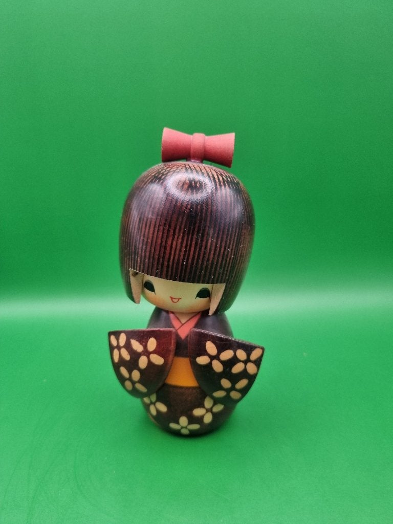 Cute Yukata de Hana Kokeshi van Kojo Tanaka, Hout, Geschilderd, Ophalen of Verzenden, 14 cm