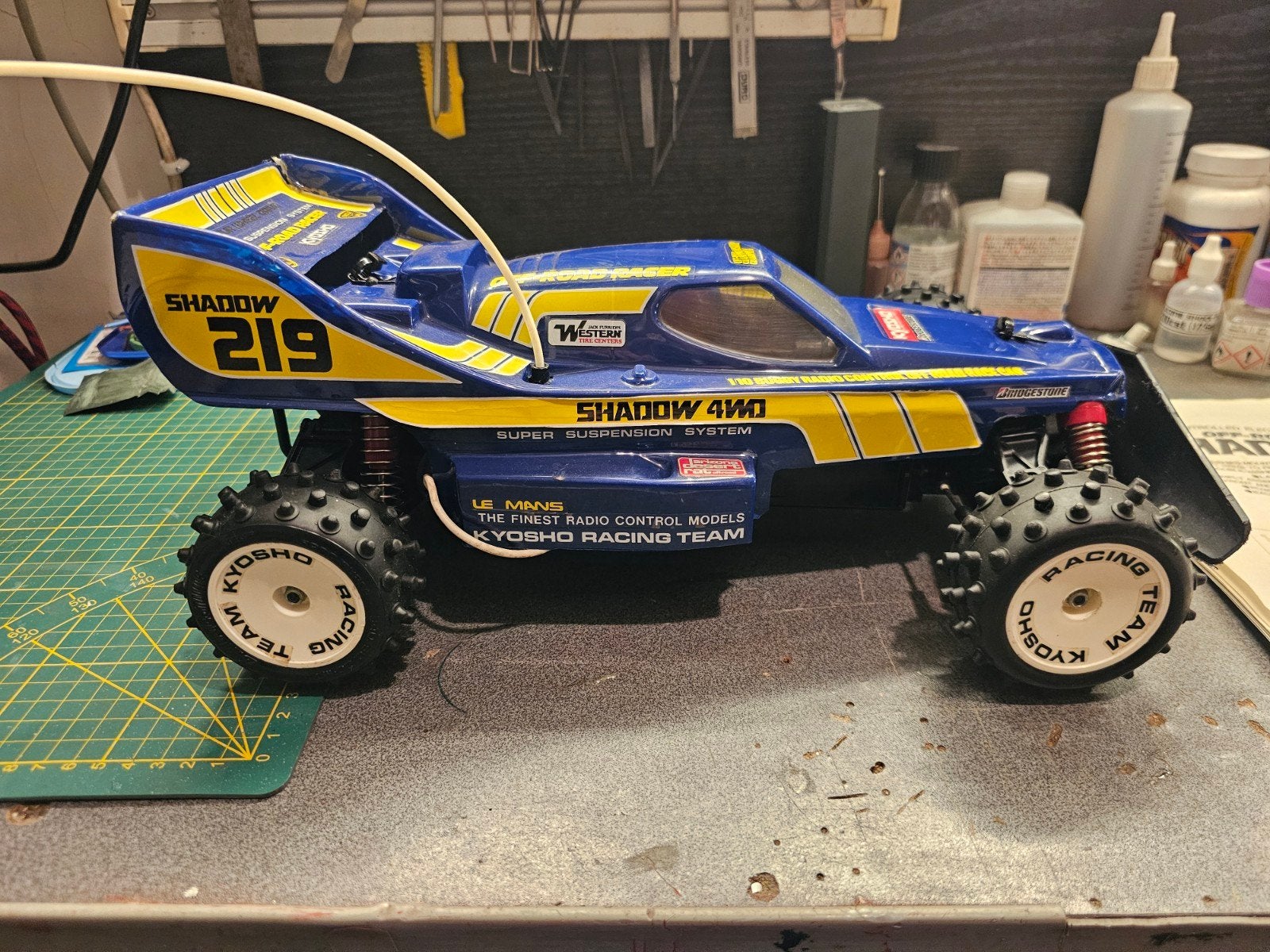 RC vintage - Kyosho Shadow, Ophalen of Verzenden, Schaal 1:10, Elektro, Auto offroad