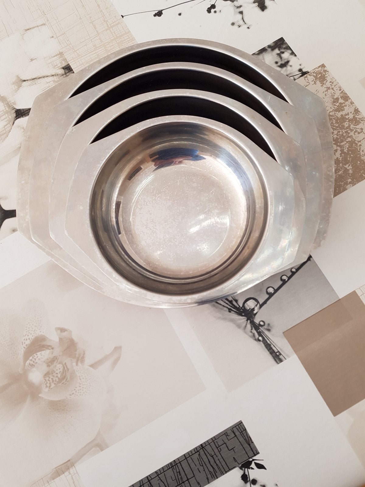 4 inelkaar passende schoteltjes, inox, goede staat, Huis en Inrichting, Ophalen, Gebruikt