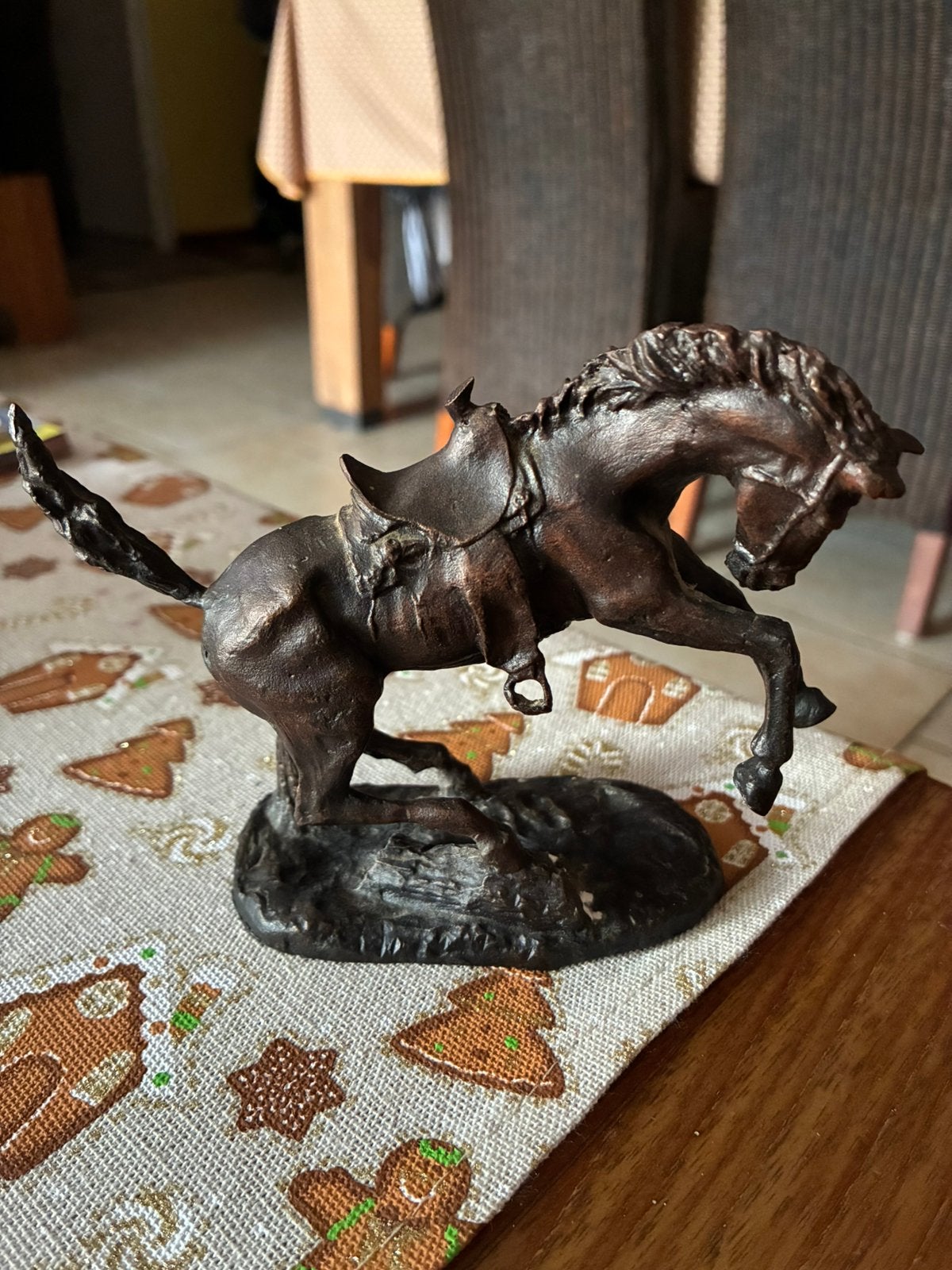 3 bronzen beelden voor kleine dieren, Ophalen