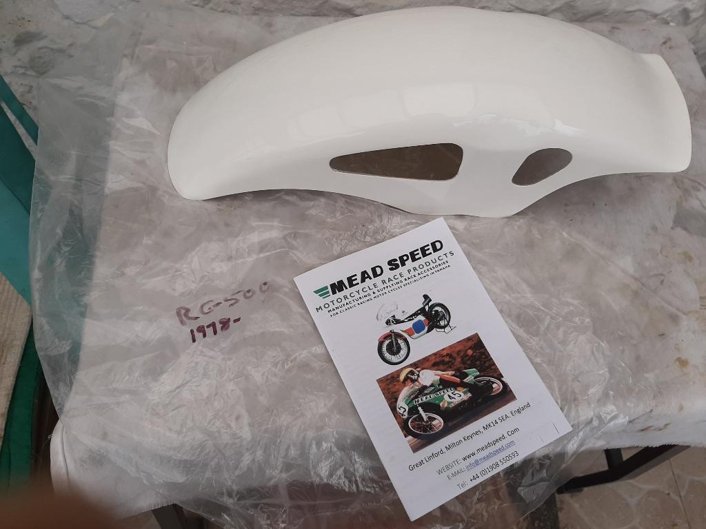 Garde boue avant suzuki, Enlèvement, Neuf