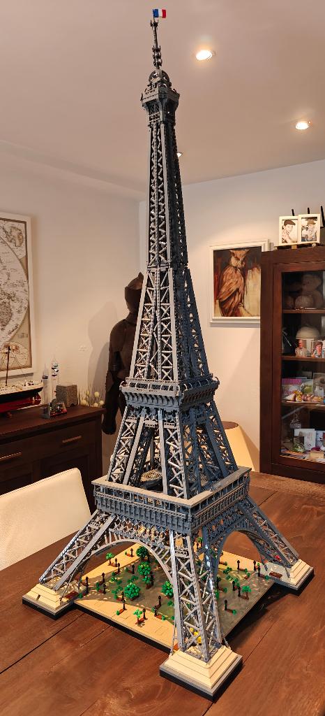 Lego Eiffeltoren, Ophalen, Zo goed als nieuw, Complete set, Lego