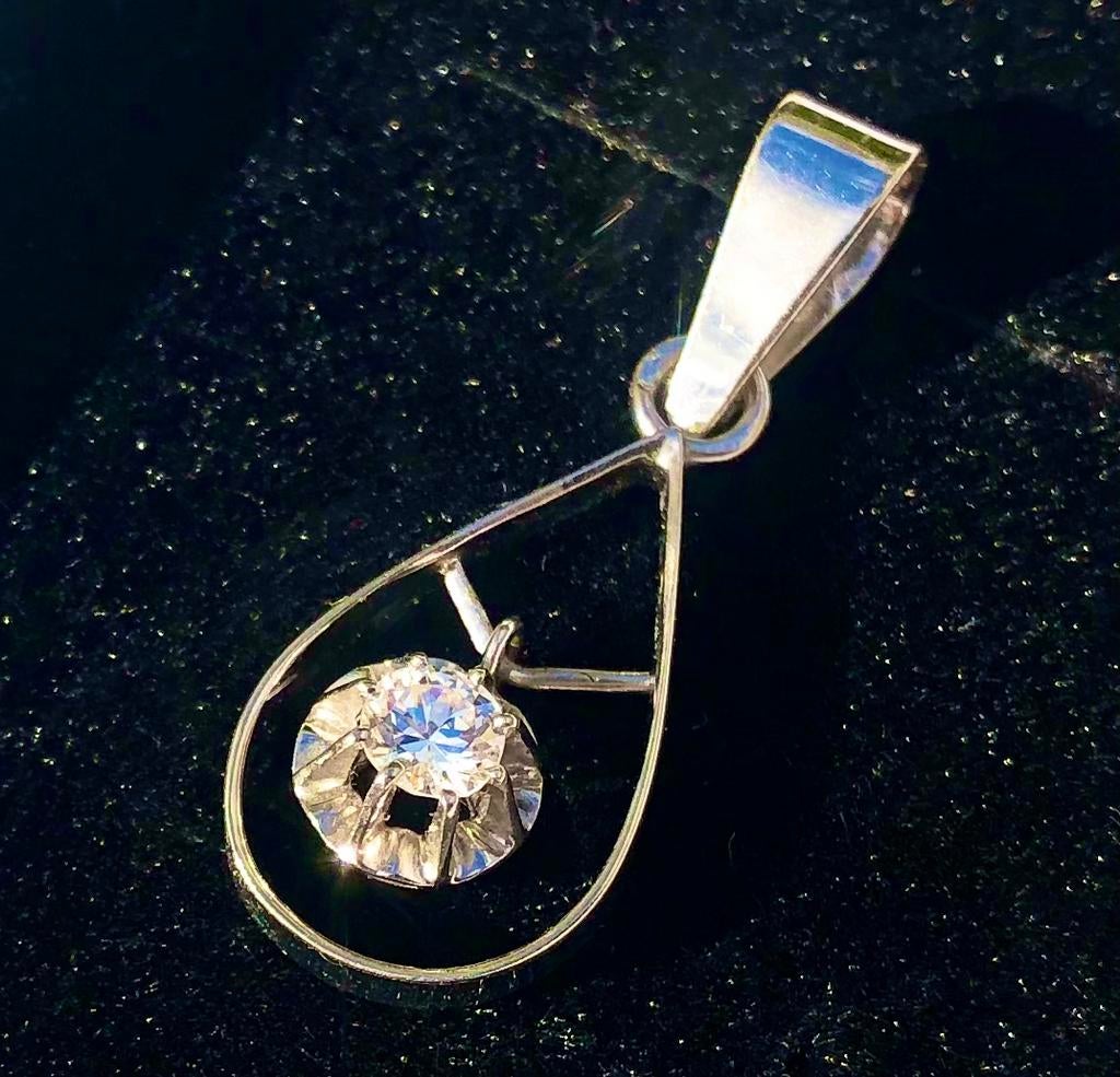 18k witgouden hanger met diamant en diamant, Ophalen of Verzenden, Zo goed als nieuw, Goud