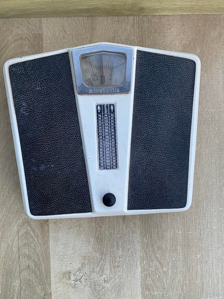 Vintage weegschaal Brabantia, Ophalen, Zo goed als nieuw, Personenweegschaal