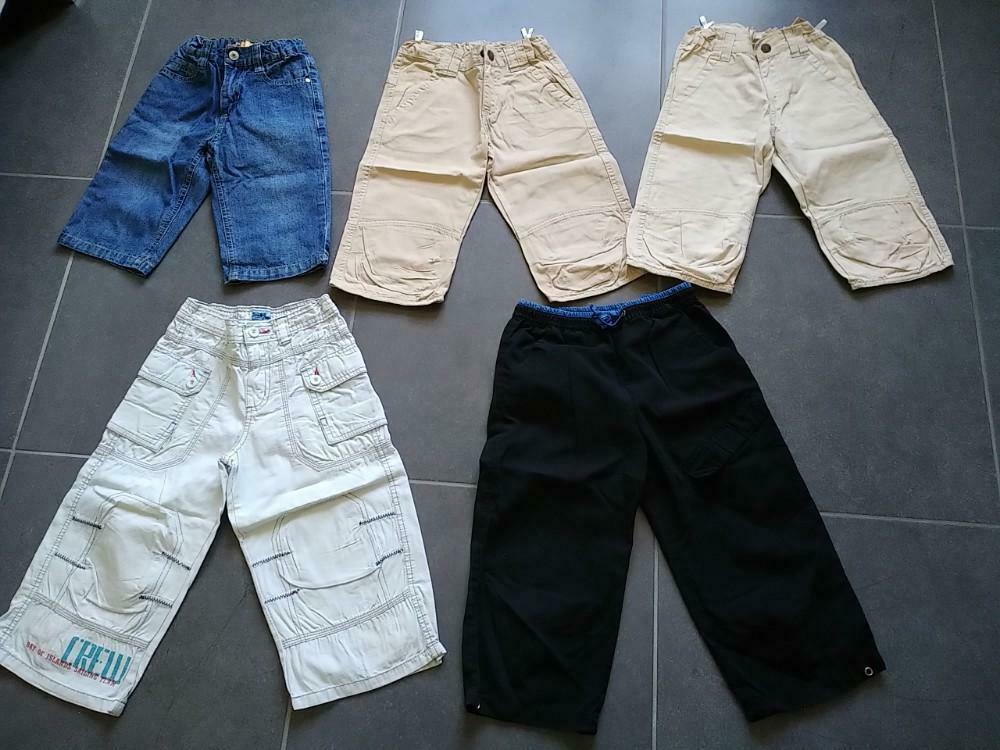 Broeken (shorts of 3/4de)- maat 122, Enlèvement, Comme neuf, Garçon, Pantalon