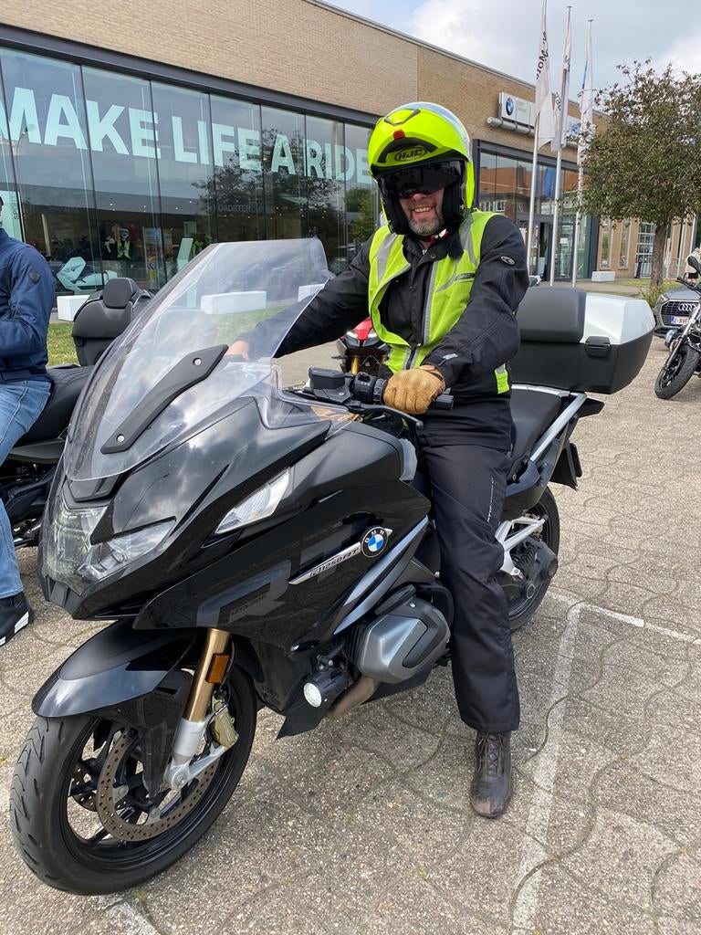 chauffeur A, B, BE, CE en heftruckchauffeur, Chauffeursdiensten