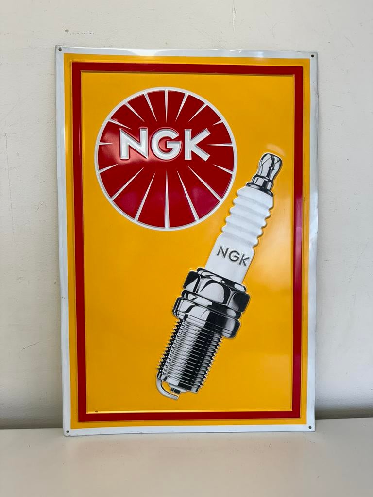 Panneau d'affichage des bougies d'allumage NGK, Enlèvement ou Envoi, Utilisé, Panneau publicitaire