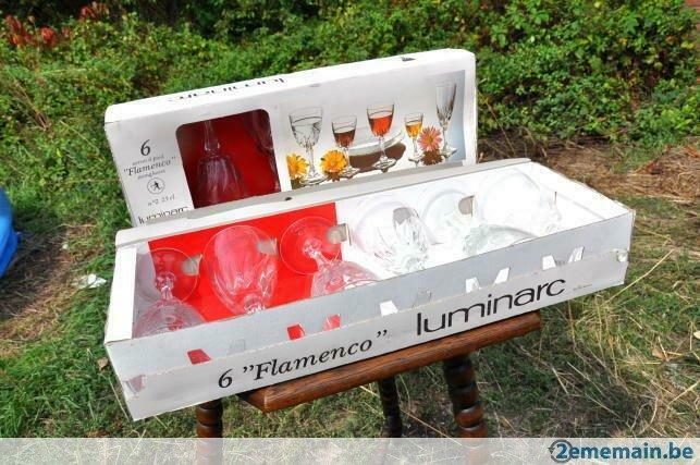 12 verres sur pied luminarc neuf flamenco N°2, Maison & Meubles, Enlèvement ou Envoi, Neuf, Verre ou Verres