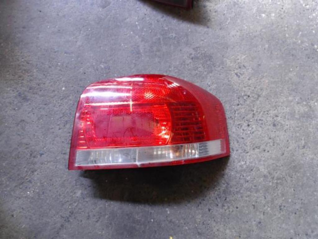 Feu arrière droit Audi A3 II 2003-2008 LP/13842, Ophalen of Verzenden, Gebruikt, Audi