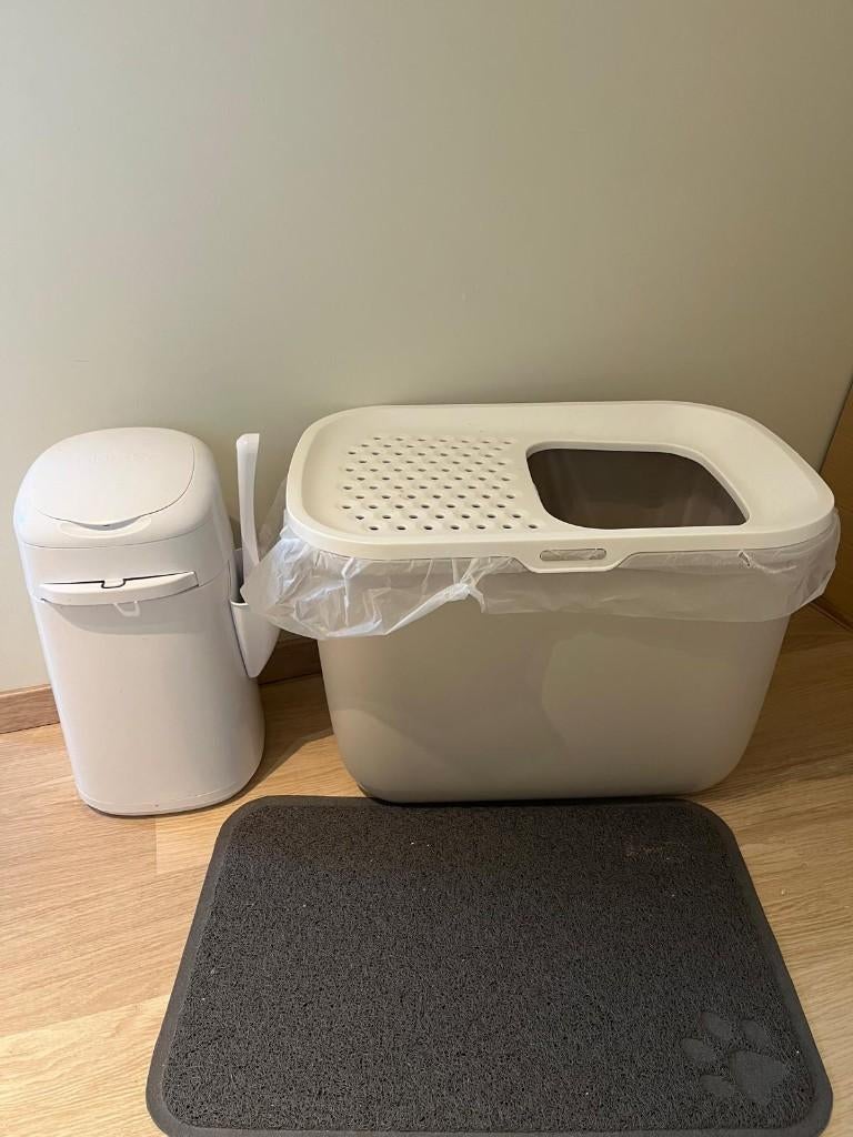 Kattenbak Savic Hop In + Little locker container, Ophalen, Gebruikt, Open