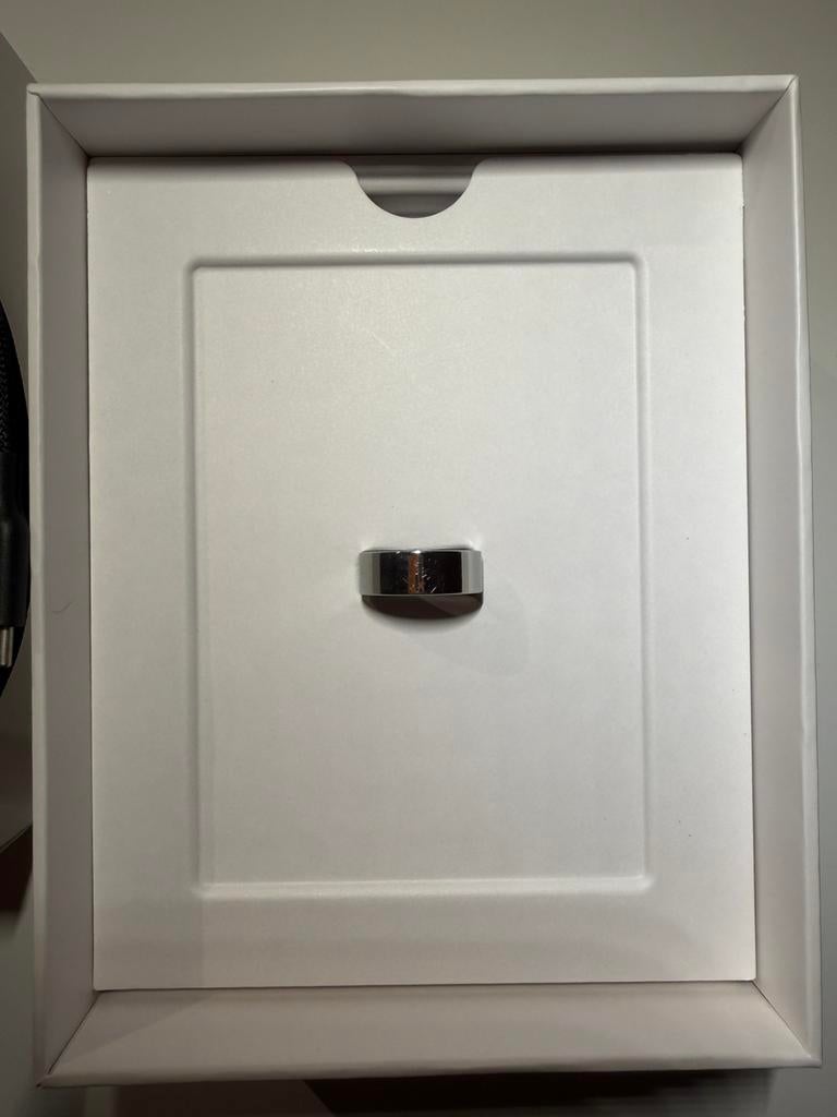 Ultrahuman Ring Air - Argent - Taille 08, Bijoux, Sacs & Beauté, Bagues, Enlèvement ou Envoi, Utilisé, Argent, Autres matériaux