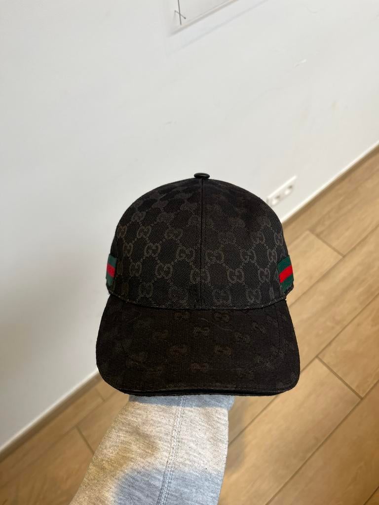 Casquette gucci noire classique, Vêtements | Hommes, Chapeaux & Casquettes, Envoi, Comme neuf, Casquette