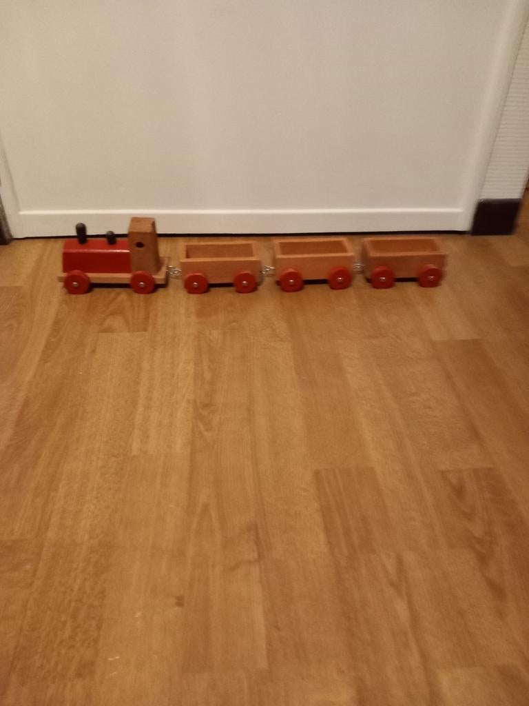 Houten treintje, Ophalen, Zo goed als nieuw