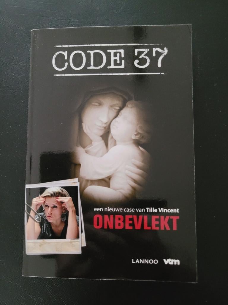 Tille Vincent - Onbevlekt, Enlèvement ou Envoi, Comme neuf, Tille Vincent