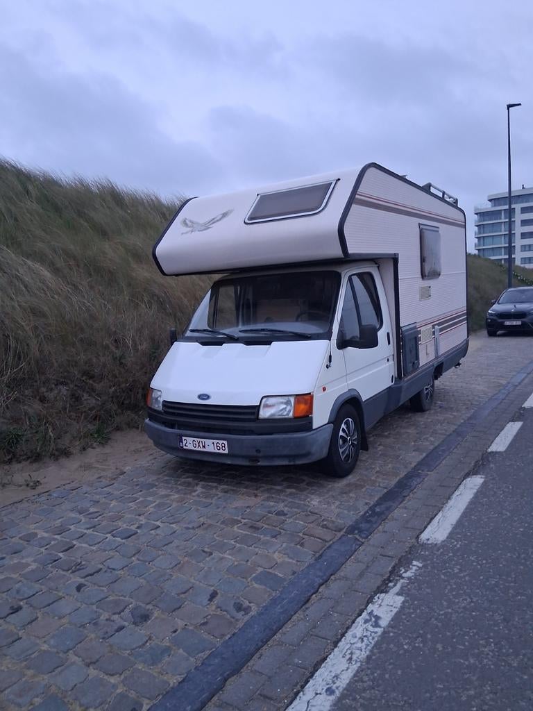 Camper, Caravans en Kamperen, Mobilhomes, Standaard zit, Alkoof, Koelkast, Tot en met 2