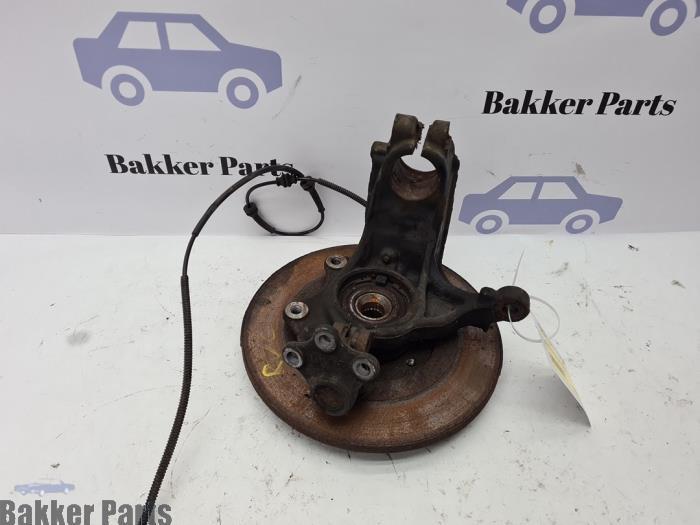 Fusee rechts-voor van een Citroen C4 Cactus, Gebruikt, -, -, 3 maanden garantie