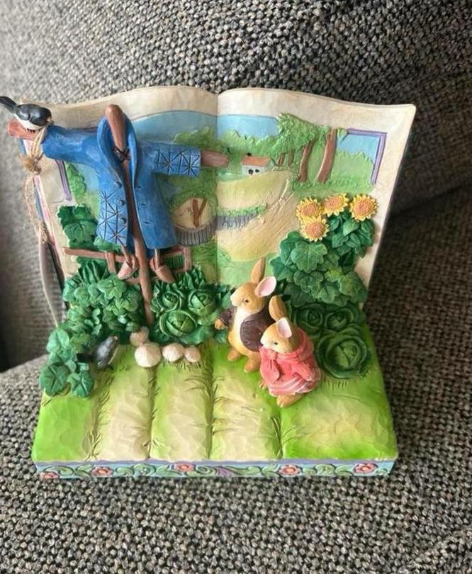 Beatrix Potter by Jim Shore peter rabbit HARD TO FIND‼️‼️, Verzamelen, Beelden en Beeldjes, Zo goed als nieuw, Fantasy, Ophalen