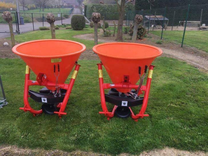 nieuwe meststofstrooiers 200l met cardan nieuw, Ophalen, Gewasbescherming en Bemesting
