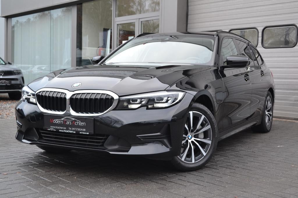 BMW 330e Break * Plug-in hybride * 2021 * garantie, Auto's, BMW, 1998 cc, 4 cilinders, Zwart, Bedrijf