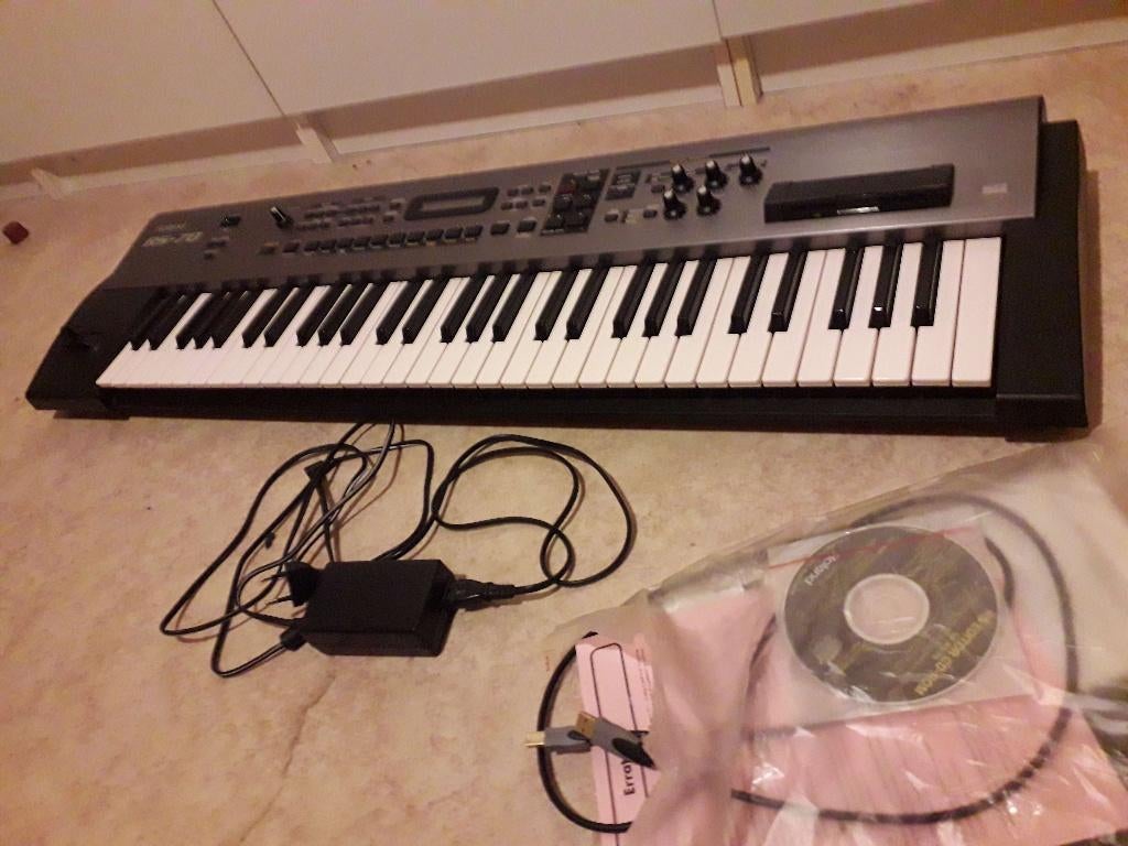 Roland RS-70 , gebruikt, werkende staat, Muziek en Instrumenten, Synthesizers, Ophalen, Roland, Met standaard, 61 toetsen