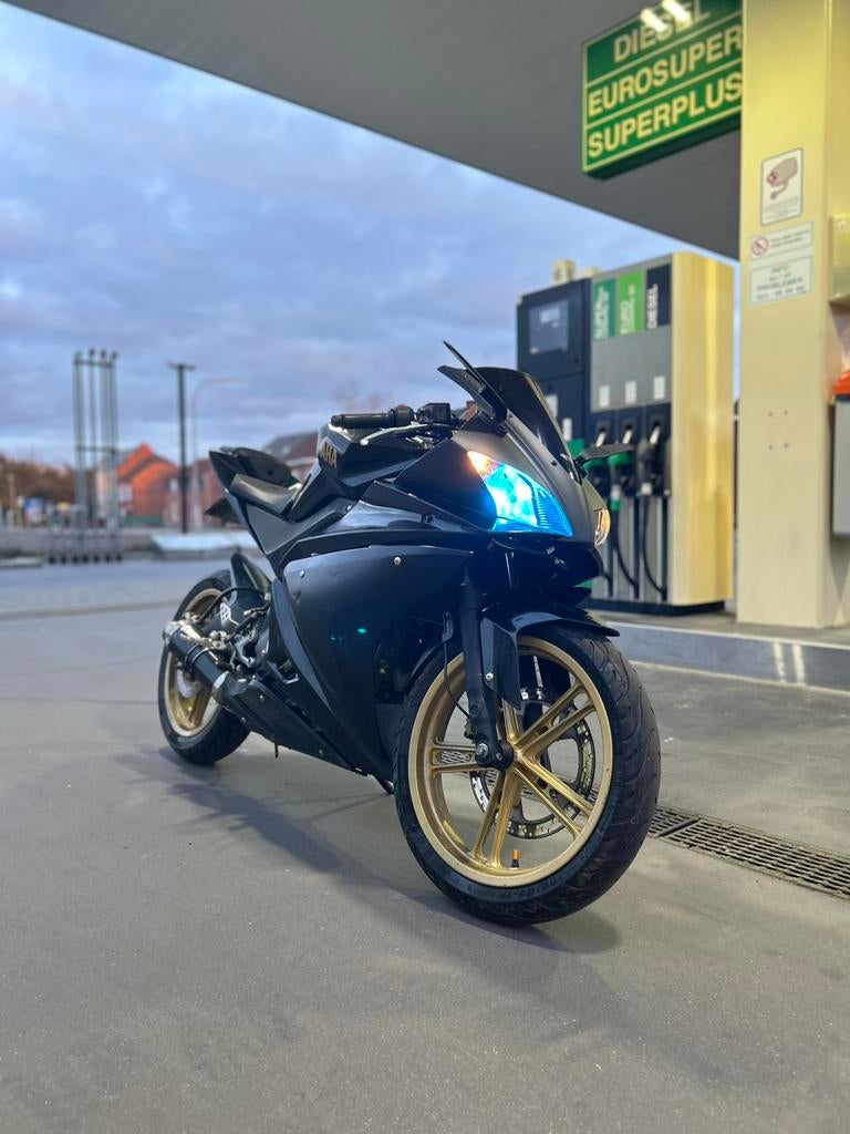 Yamaha yzf r125, Ophalen, Overige modellen, 125 cc, Zo goed als nieuw