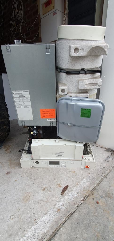 Chaudière Viessman Vitodens 222F gaz en panne pour pièces, Enlèvement