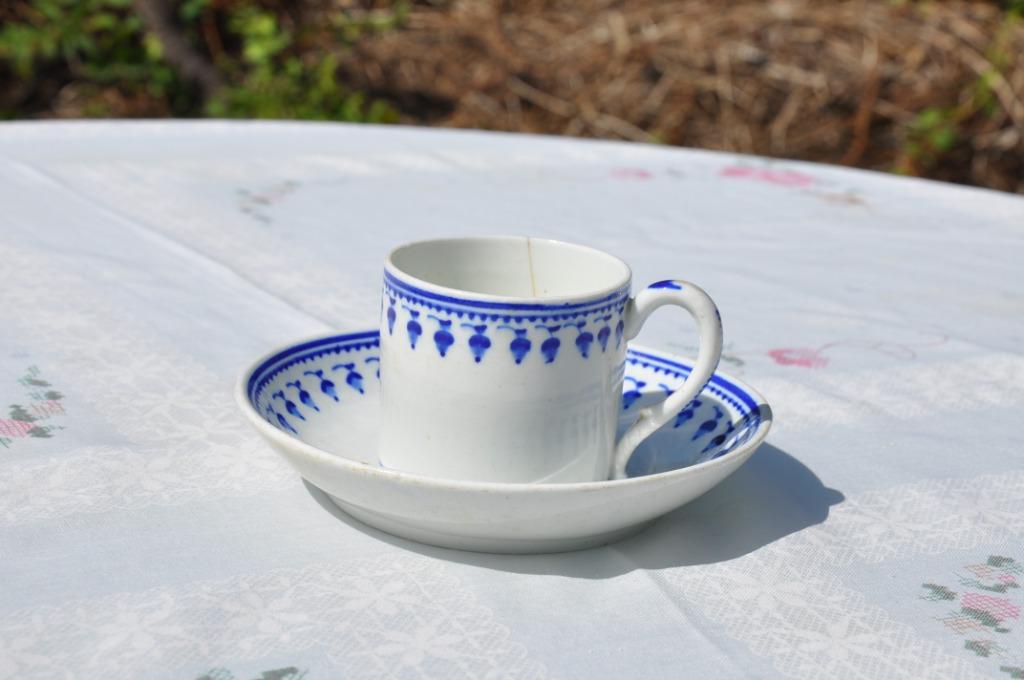 §  tasse avec sous tasse tournai, Enlèvement ou Envoi