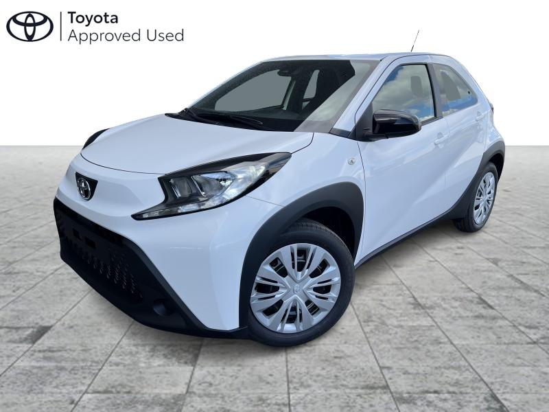 Toyota Aygo X 1.0 MT Play, Auto's, 72 pk, Wit, Handgeschakeld, 5 deurs