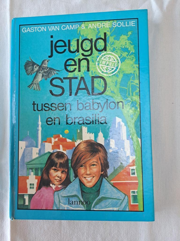 Jeugd en stad tussen babylon en brasilia, Enlèvement ou Envoi, G van Camp en A. Sollie, Utilisé, Non-fiction