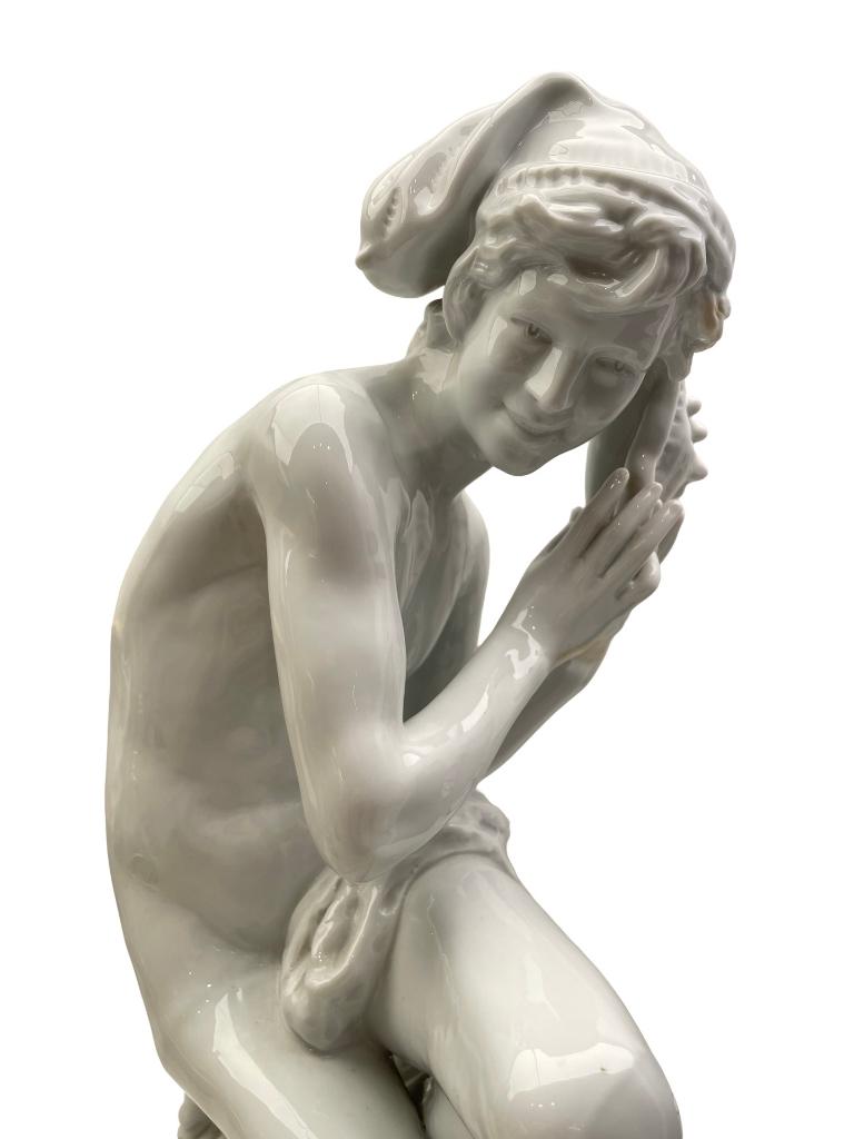 Sculpture porcelaine blanche d’après Carpeaux Bleu S, Enlèvement ou Envoi