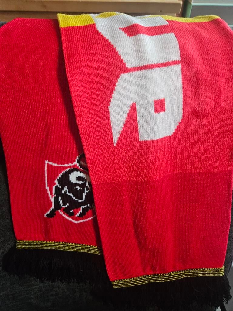 Rode duivels voetbalsjaal, Ophalen of Verzenden, Nieuw