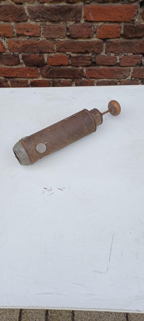 Gifsproeier vintage Fama Volat, Ophalen, Gebruikt