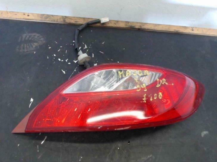feu arriere mazda  2 droit  10-2007-, Gebruikt, Mazda
