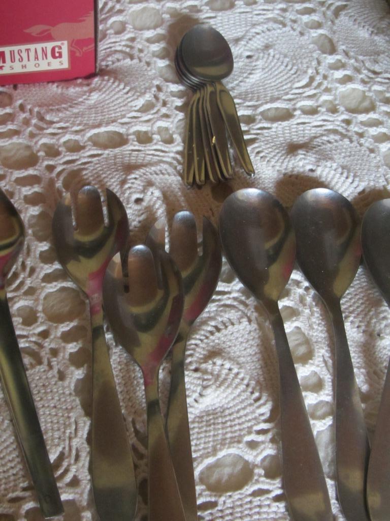 Couverts à manger (nombre total de pièces) 36 pièces, mélang, Enlèvement, Neuf