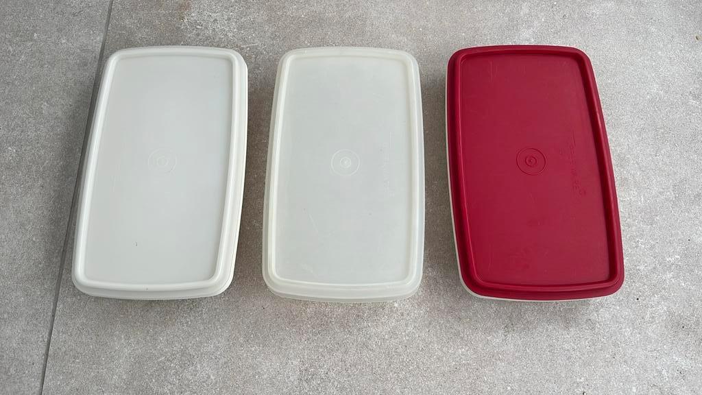 3 Tupperware dozen met deksel, Enlèvement ou Envoi, Comme neuf