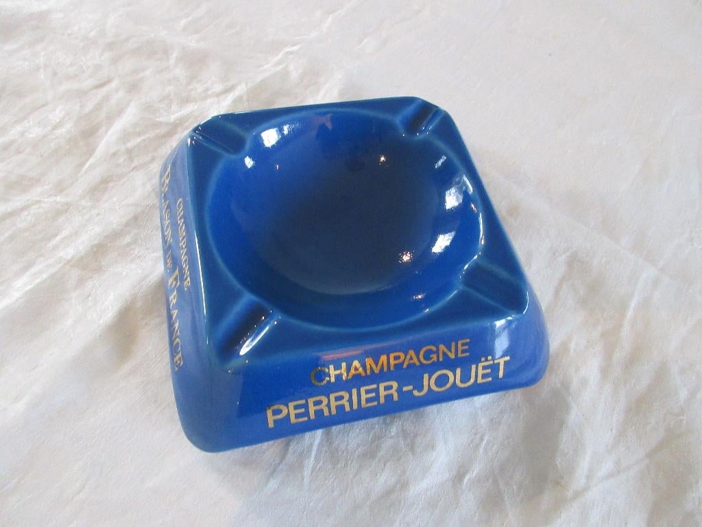 Oude asbak Champagne Perrier-Jouët Blason de France keramiek, Verzamelen, Ophalen, Champagne