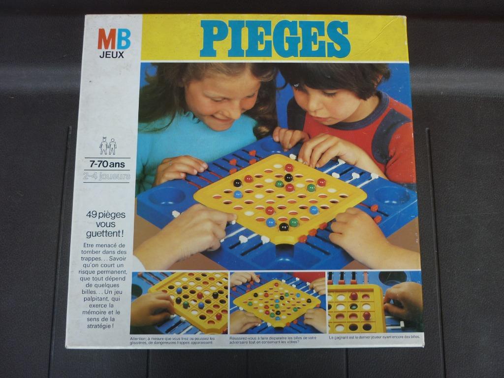 Jeu de société - Pièges Vintage - MB, Hobby & Loisirs créatifs, 1 ou 2 joueurs, Enlèvement ou Envoi, Utilisé