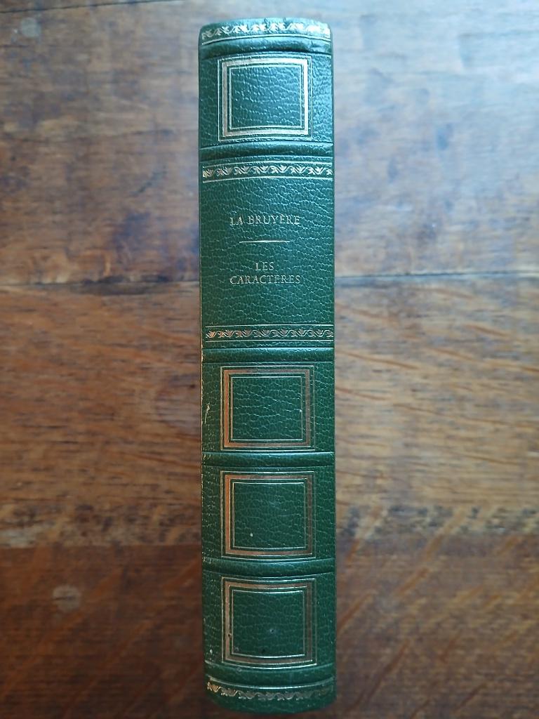 La Bruyère - Les Caractères, Boeken, Literatuur, Zo goed als nieuw, Europa overig, Ophalen of Verzenden