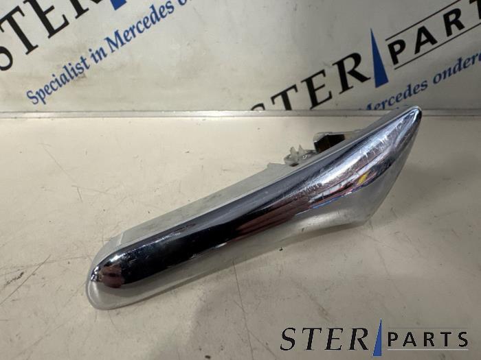 Poignée portière 4portes avant gauche d'un Mercedes E-Klas, 3 mois de garantie, Utilisé, -, -