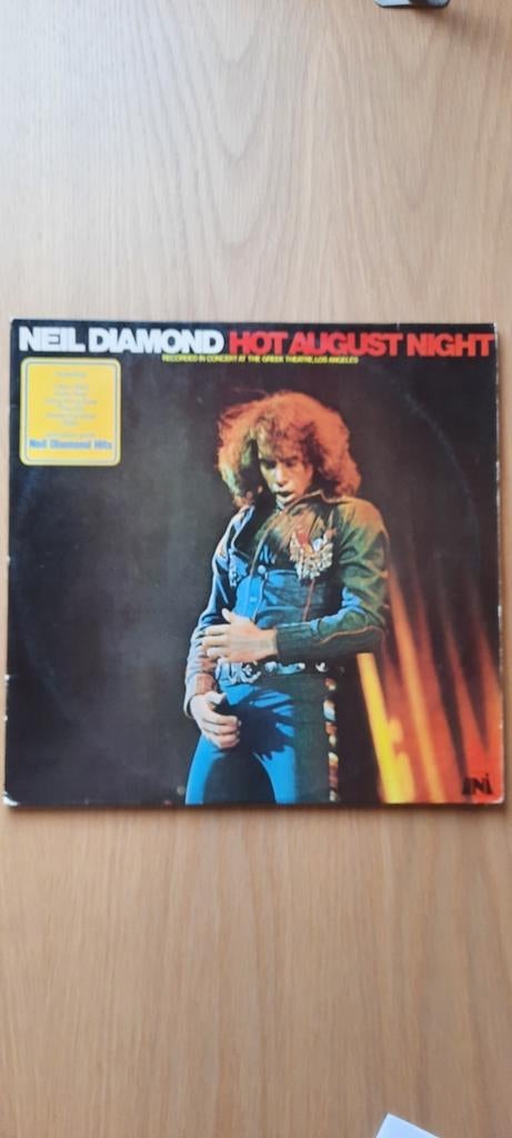 Neil Diamond, Hot august night, Ophalen of Verzenden, Zo goed als nieuw