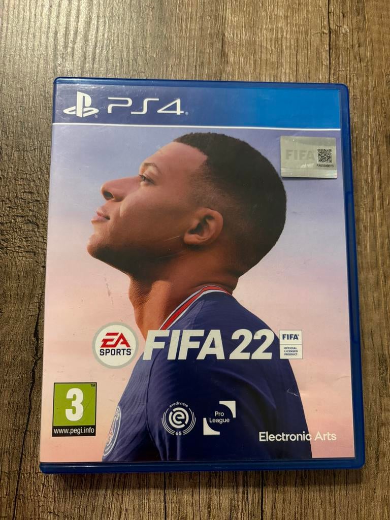 FIFA 22 x FC24, Ophalen of Verzenden, Zo goed als nieuw