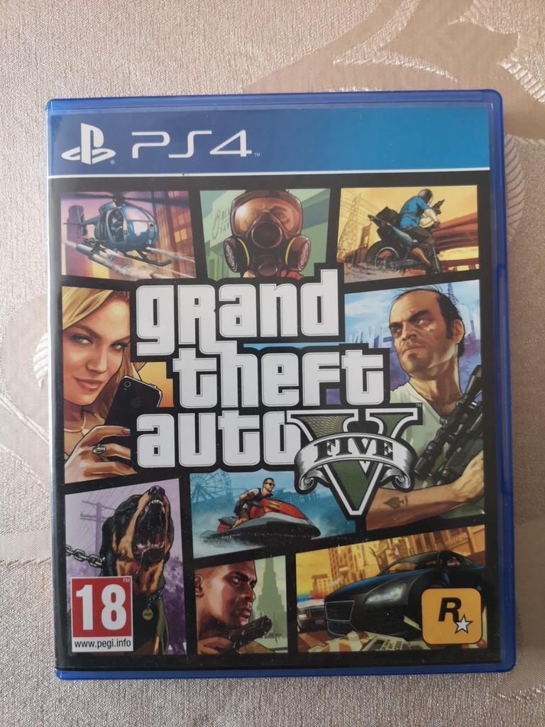 Grand theft auto 5 - PS4, Ophalen of Verzenden, Zo goed als nieuw