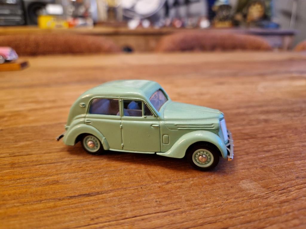 Eligor 1/43 Renault Juva 4, Enlèvement ou Envoi