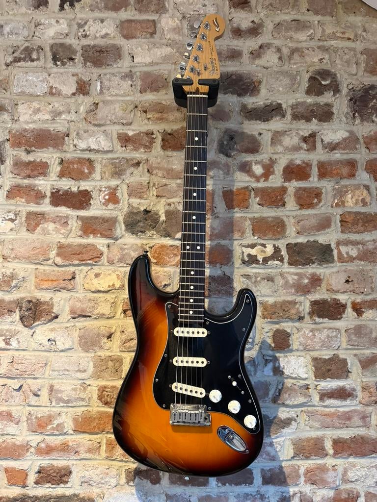 Fender Stratocaster USA – 40th Anniversary – Texan, Enlèvement, Utilisé, Solid body, Fender