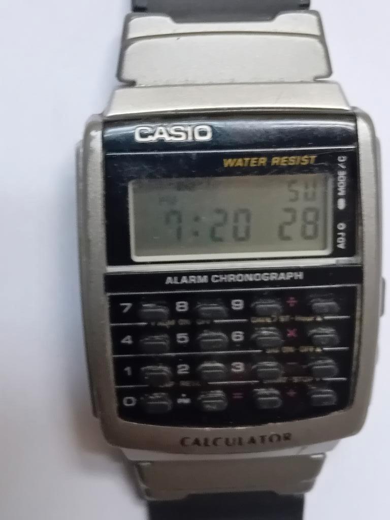 Ancienne Montre Casio calculatrice, Montre-bracelet, Casio, Enlèvement ou Envoi, Utilisé