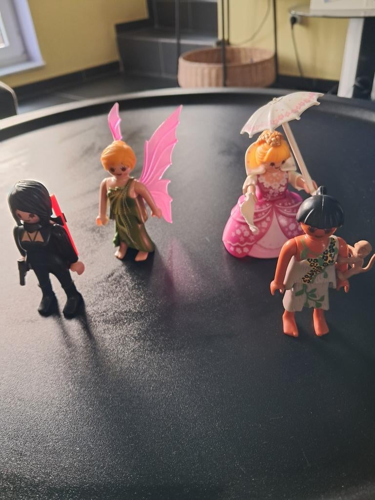 4 personnages playmobil diverses, Comme neuf, Playmobil en vrac