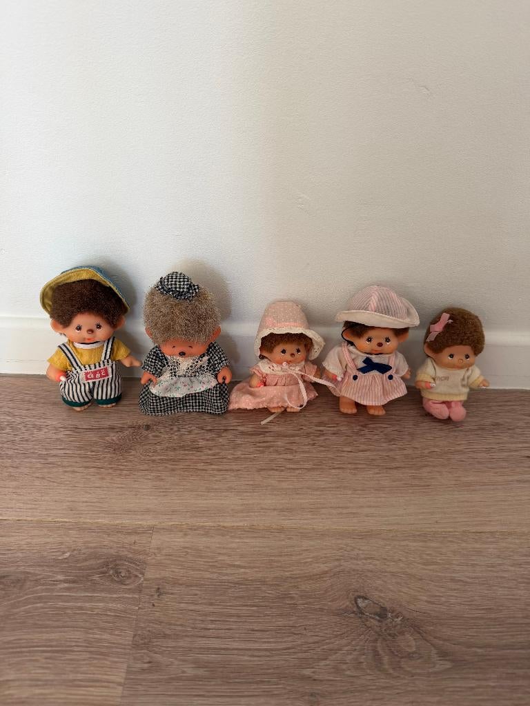 Vintage Monchhichi Familie – 5 x 8 cm + Attribuut, Jaren 80, Ophalen, Gebruikt