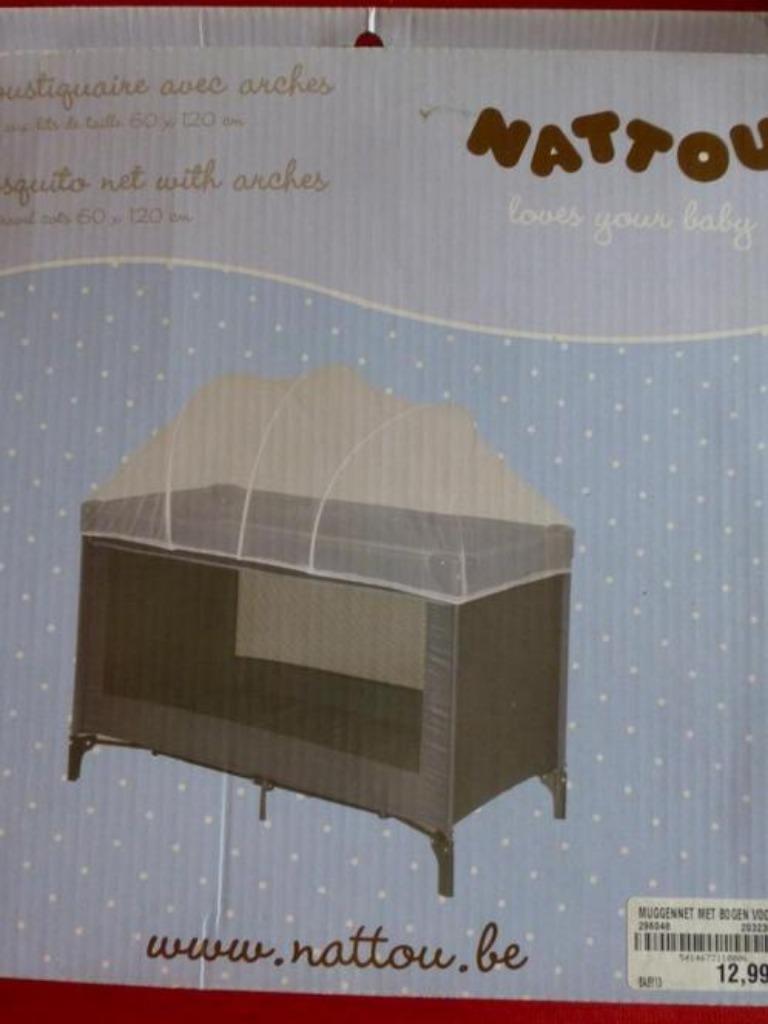 muggennet voor babybedje babybedje, Ophalen