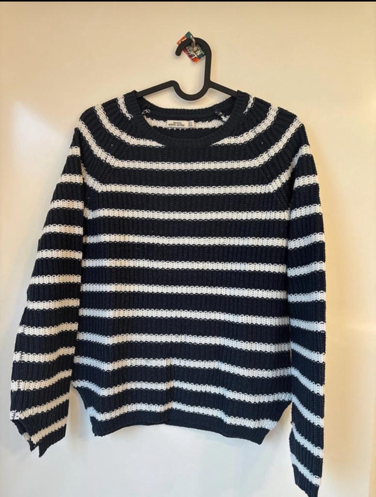 Blauw/wit gestreepte trui (S), Bershka, Enlèvement ou Envoi, Porté, Taille 36 (S)